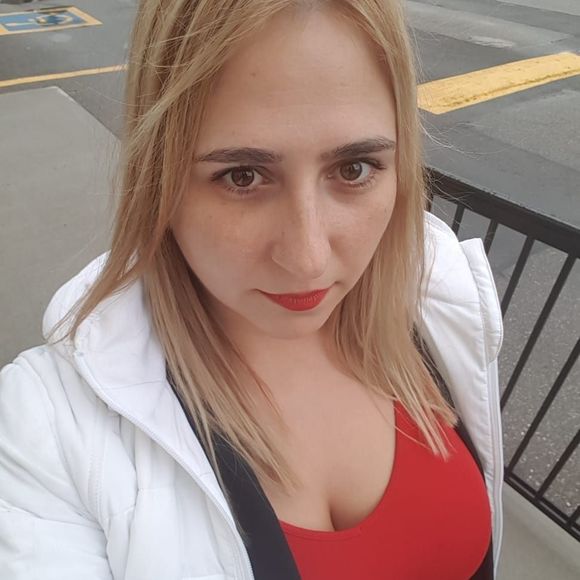 Meet your Posher, Maria - Picture 1 of 1